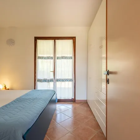 1 Minuto A Piedi Dalla Spiaggia, Veranda E Parcheggio Privato *